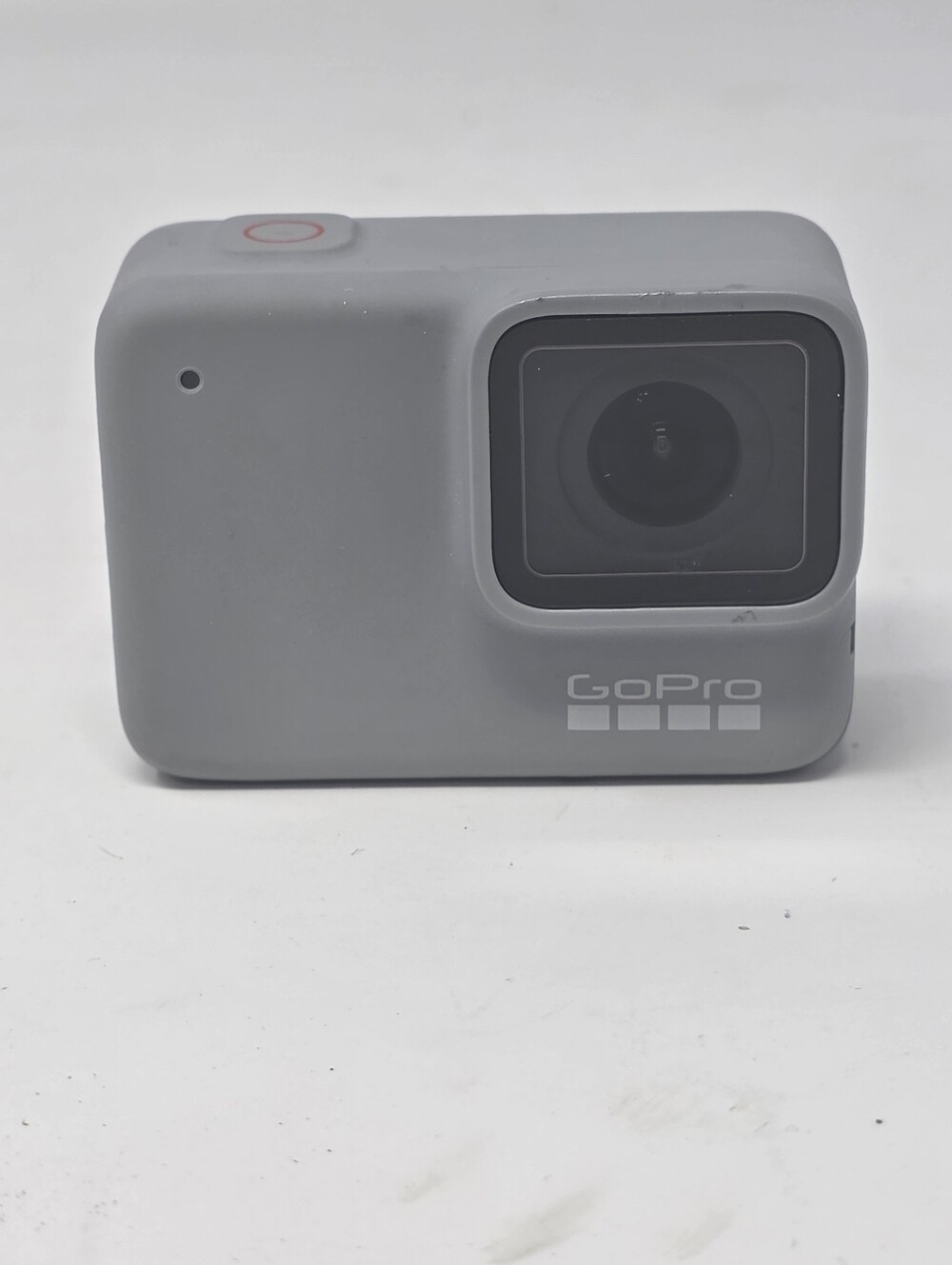 GoPro HERO7 White Action Camera 1080p Wi-Fi Waterproof CHDHB-601